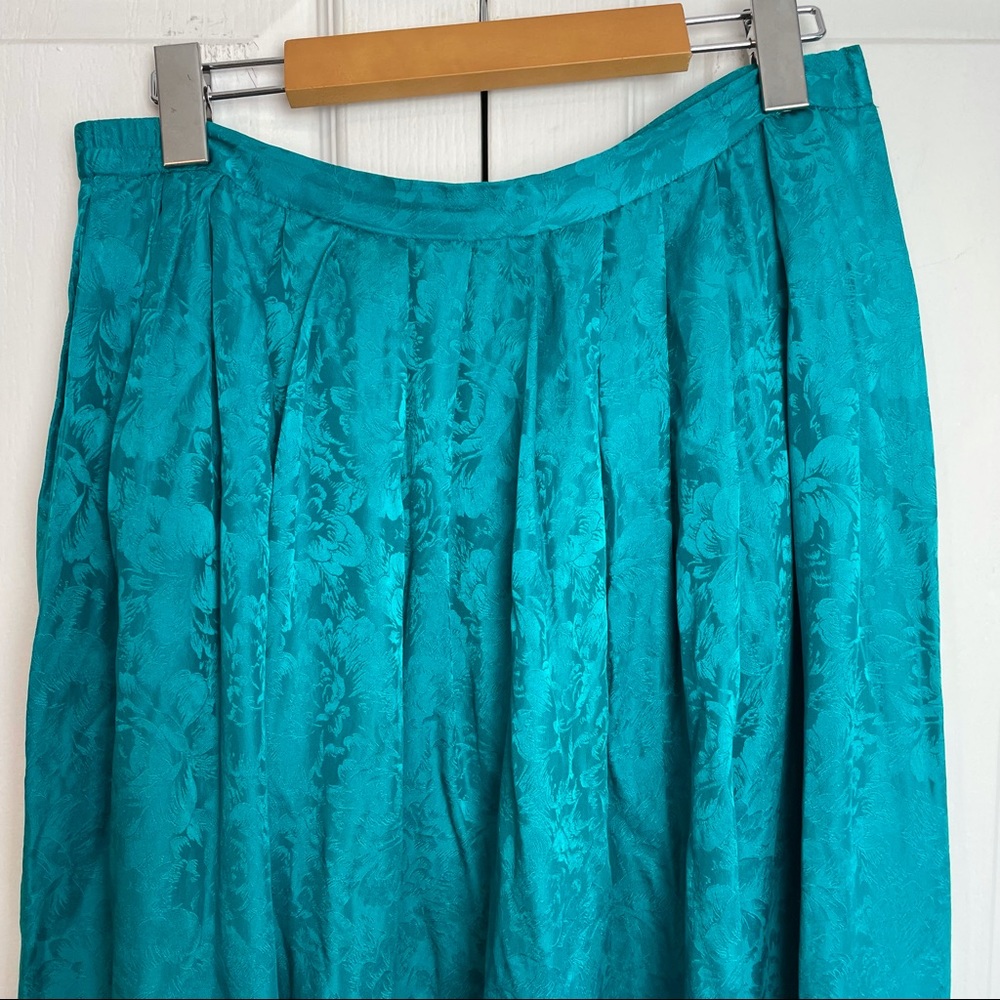 Emerald 100% SILK Floral Embossed Skirt - Picture 3 of 7